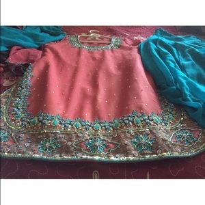Pakistani Indian shalwar kameez